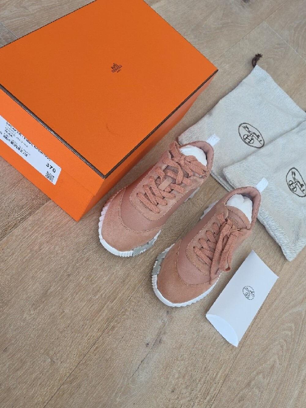 NWB Hermes Bouncing Sneakers - Picture 3 of 13